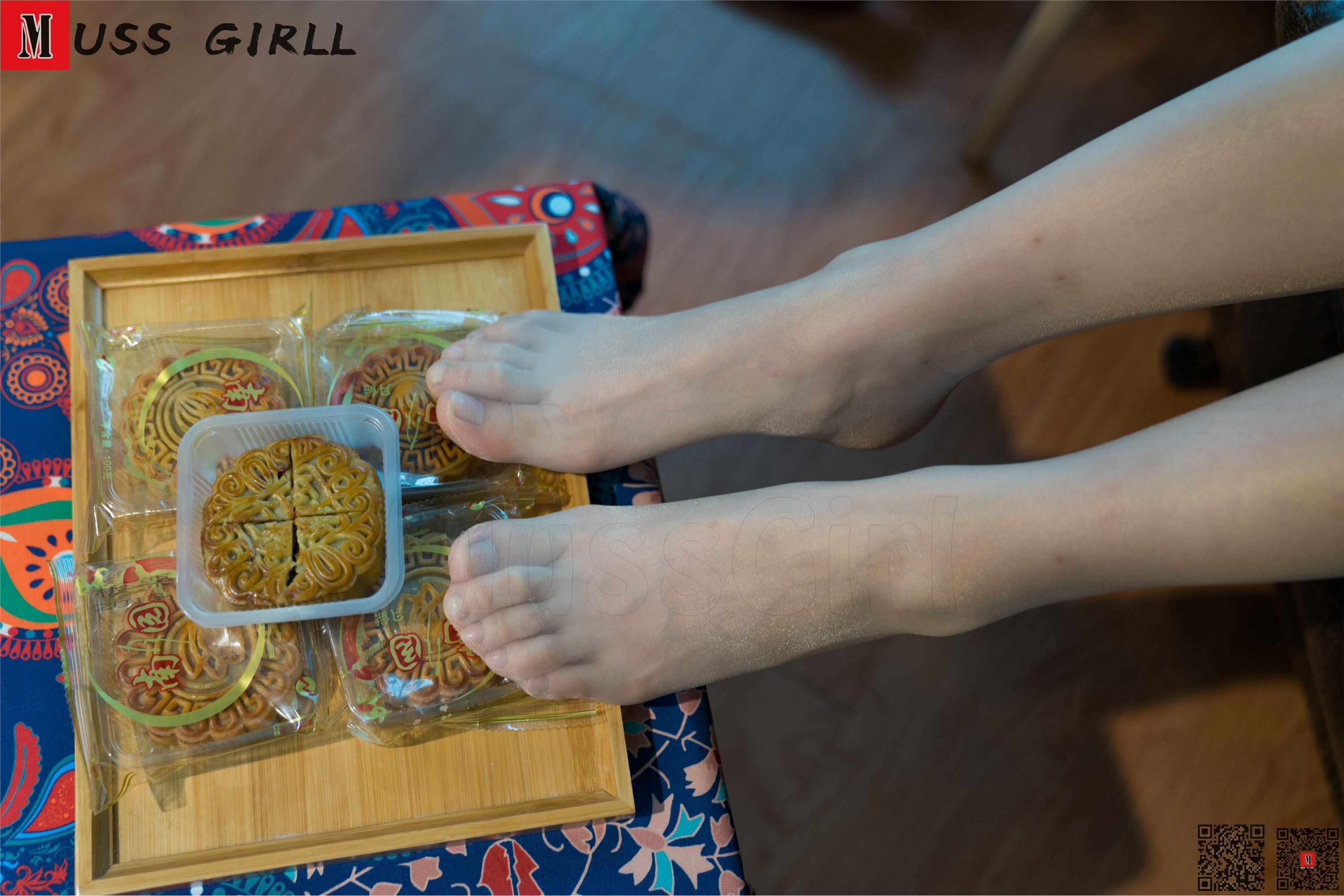 MussGirl慕丝女郎  NO.159 碎花短旗袍